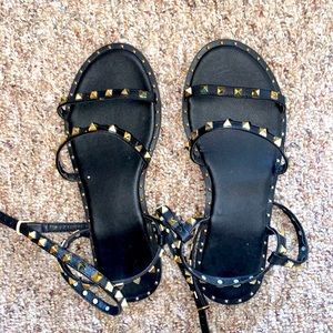 Venus studded scrappy sandal 8.5 from Vici